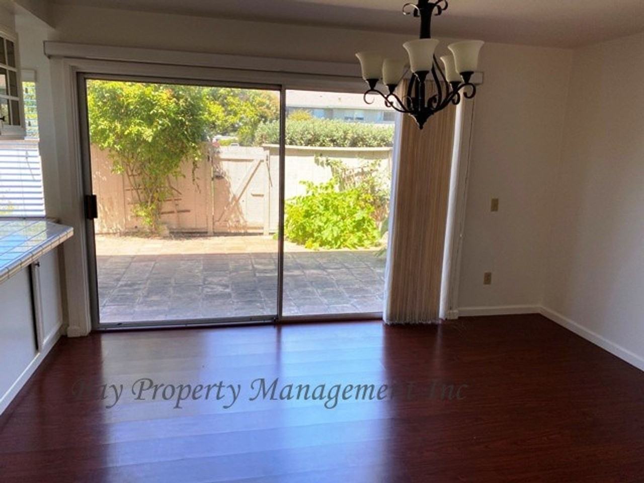 19220 Creekside Ln - Photo 5 of 16