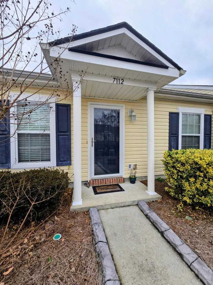 7112 Belize Dr - Photo 2 of 16