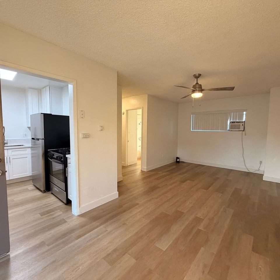 Terre at S Anza - Photo 2 of 10