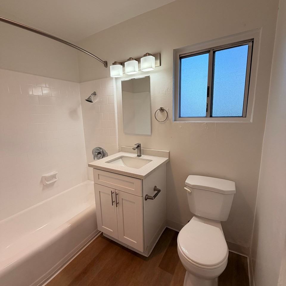 Terre at S Anza - Photo 7 of 10