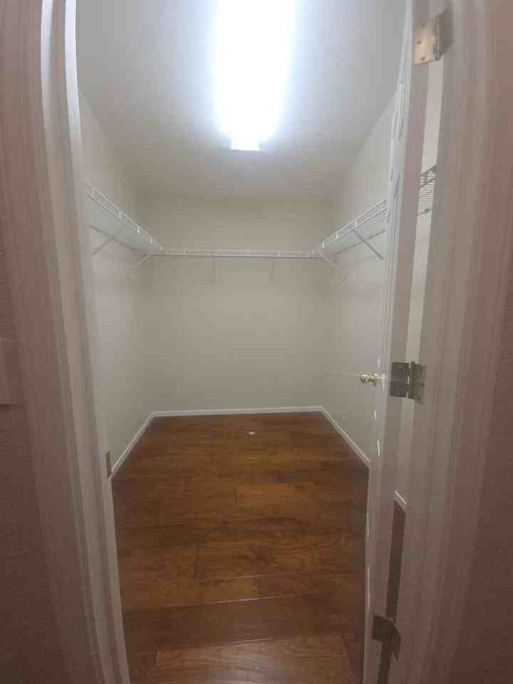 1578 Pries Ct - Photo 6 of 20