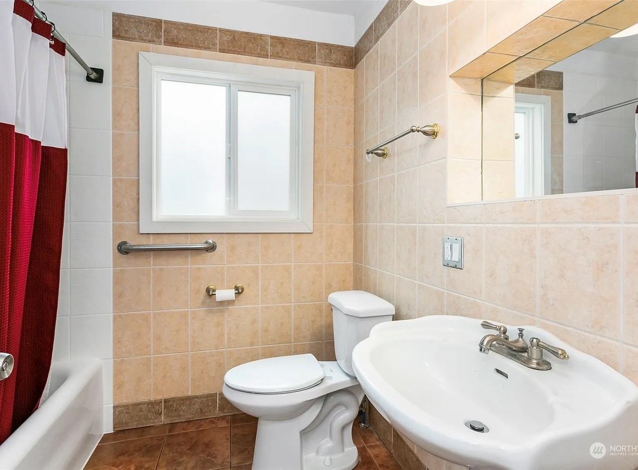 710 Prospect Ave N #NA - Photo 3 of 7