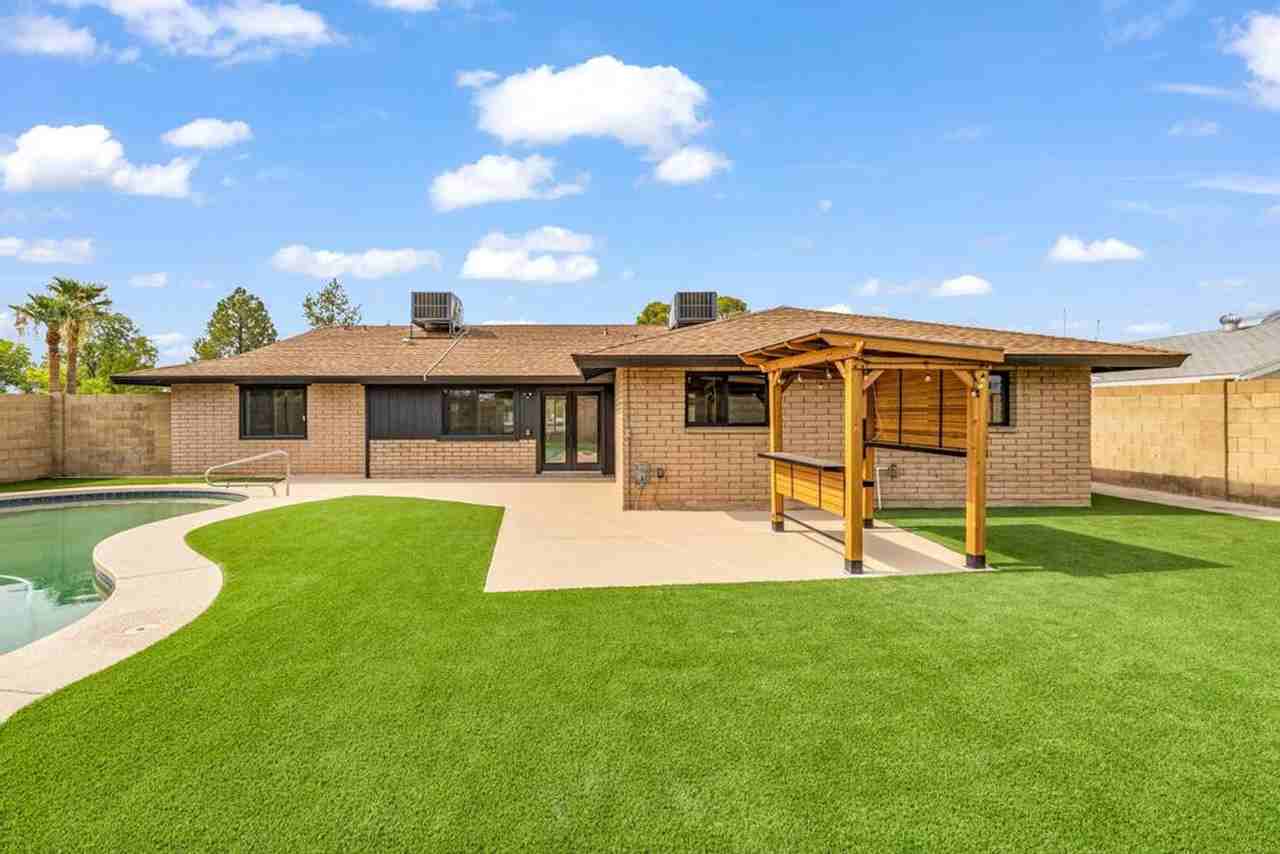 1984 E Hermosa Dr - Photo 7 of 47