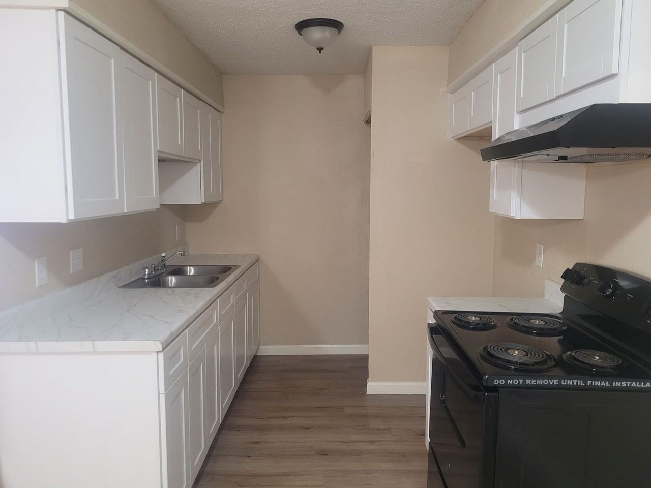 2014 Anchor Dr - Photo 3 of 9