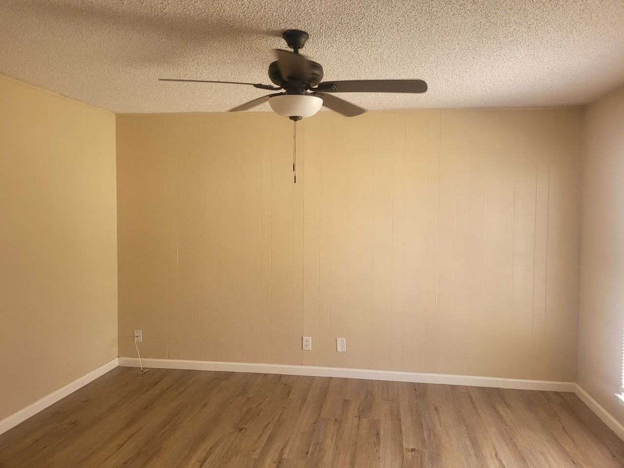 2014 Anchor Dr - Photo 5 of 9