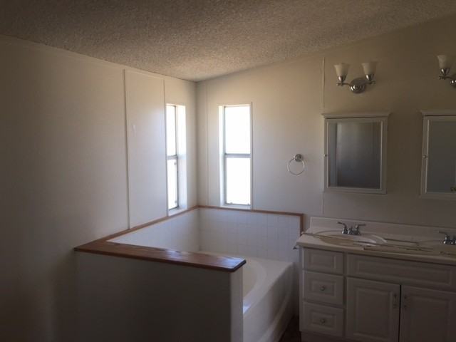 4235 Whispering Oak Way - Photo 4 of 15