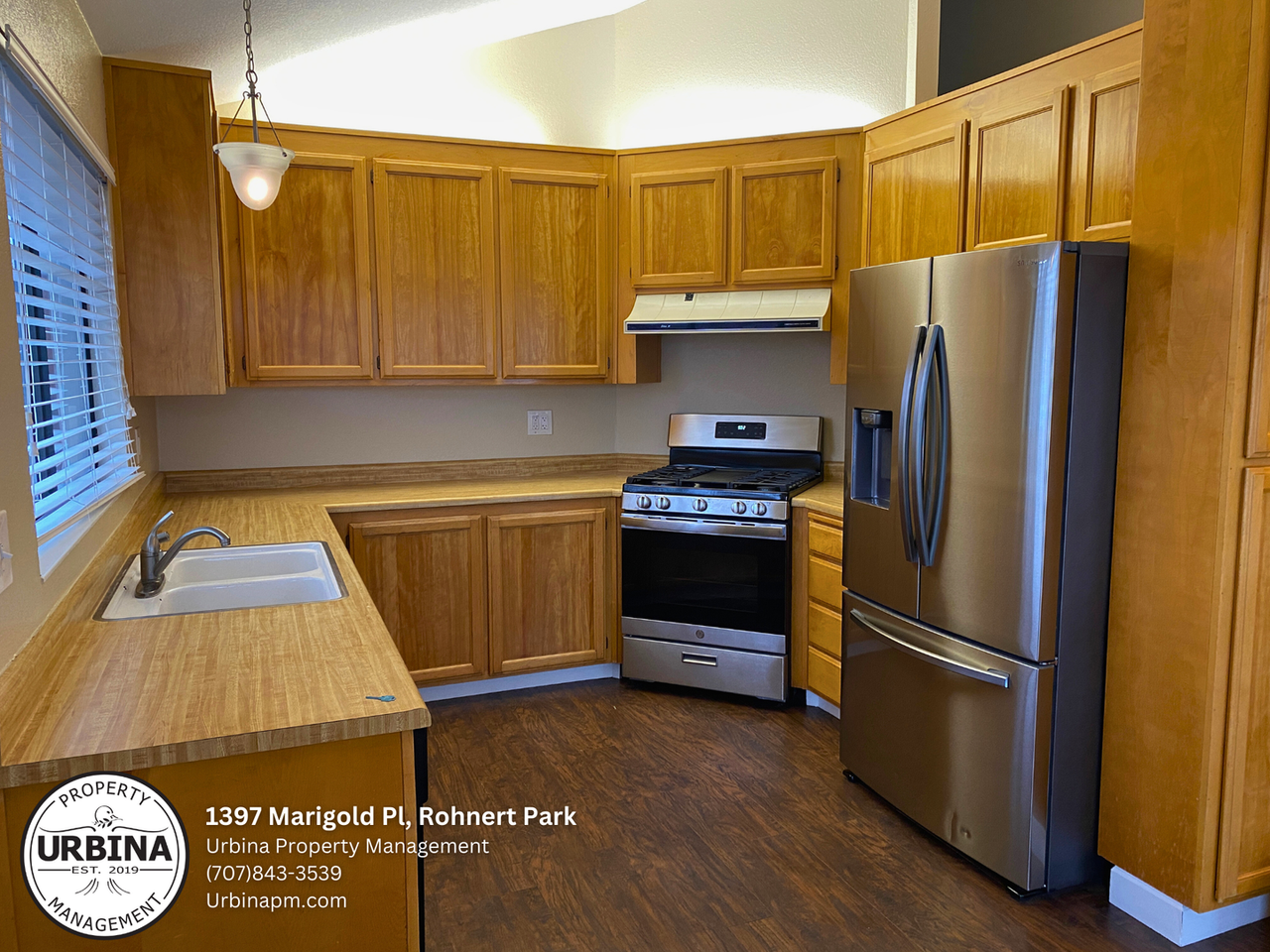 1397 Marigold Pl - Photo 2 of 11