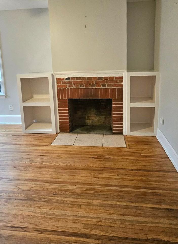 908 Lakewood Ave - Photo 5 of 25