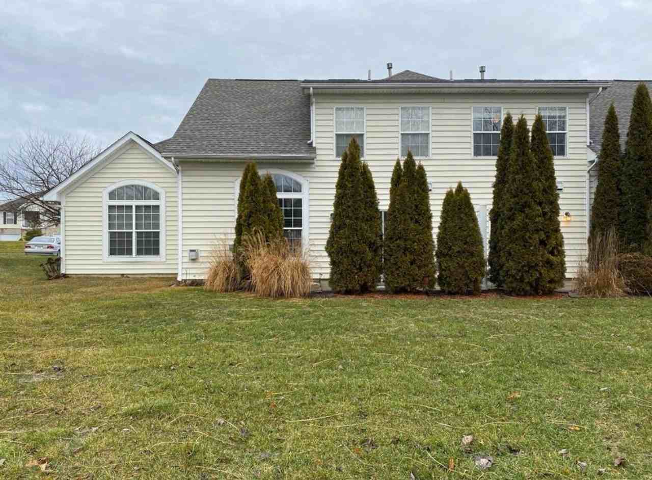 4945 Ivyvine Blvd - Photo 2 of 23