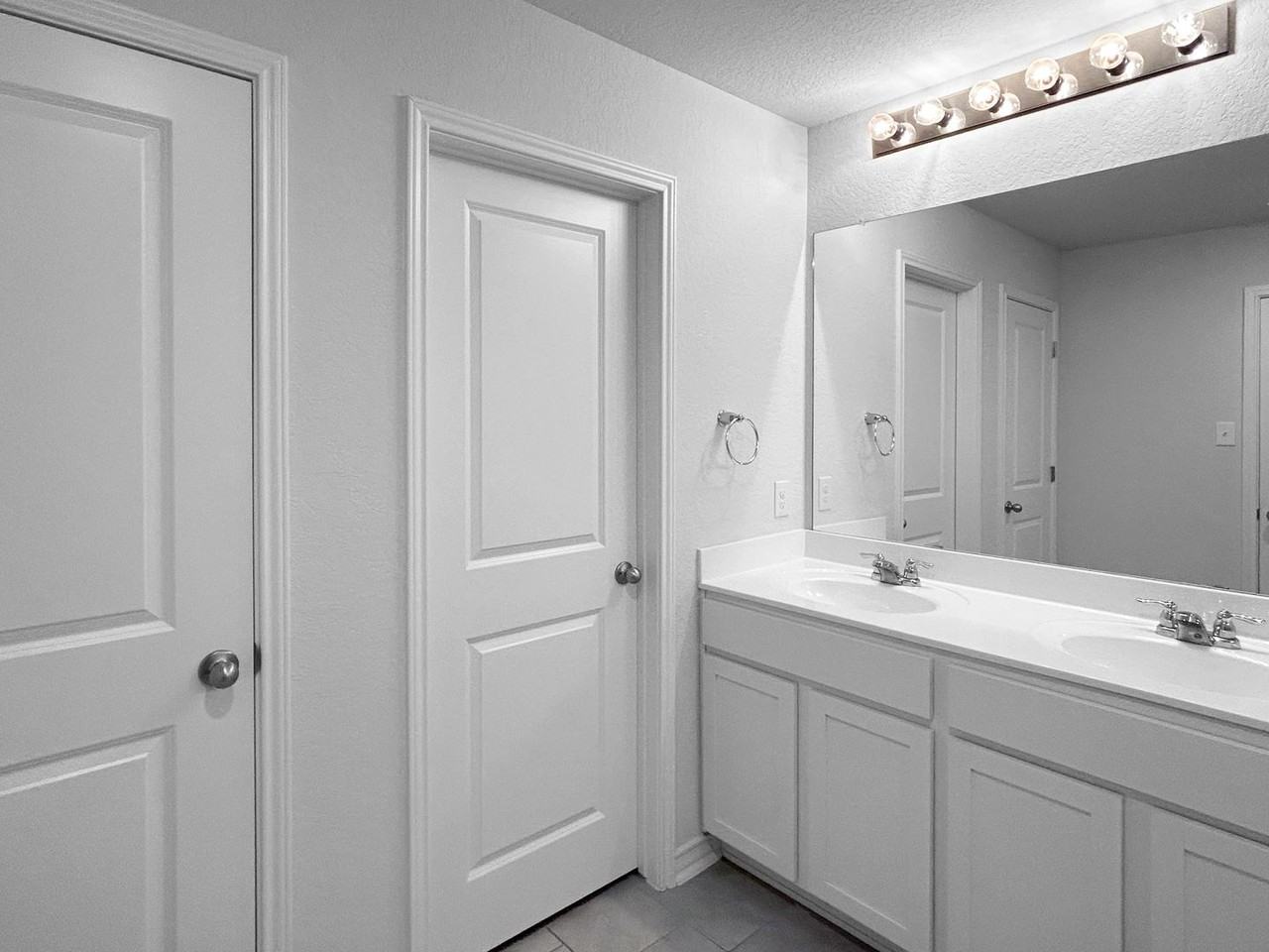 13306 Sugarberry Elm - Photo 7 of 24