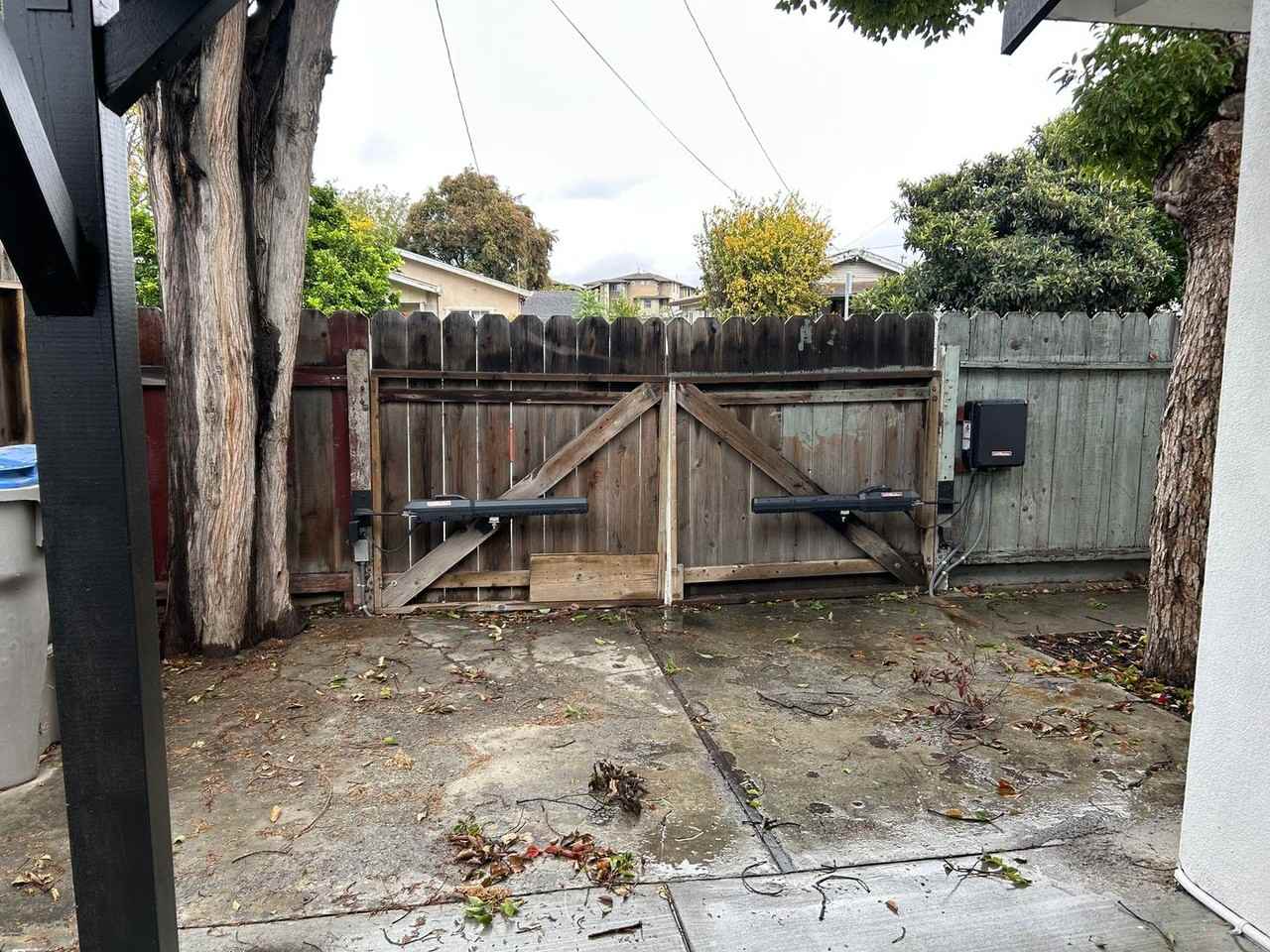 1025 N 12th St - Photo 2 of 19