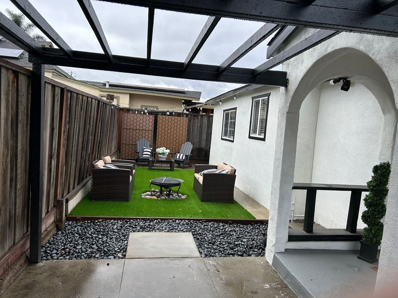 1025 N 12th St - Photo 4 of 19