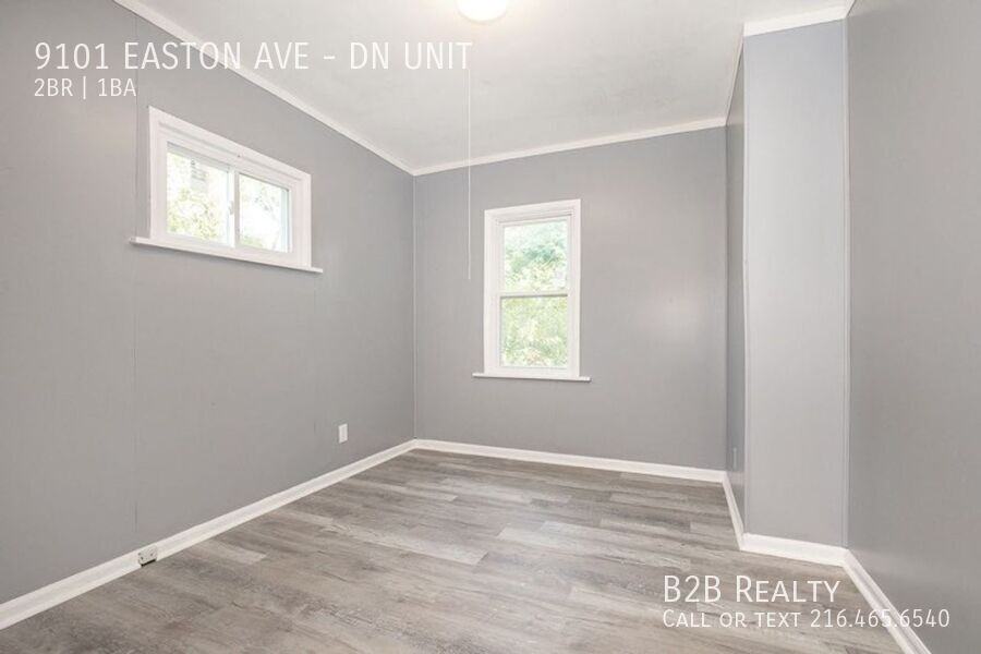 9101 Easton Ave - Photo 5 of 11