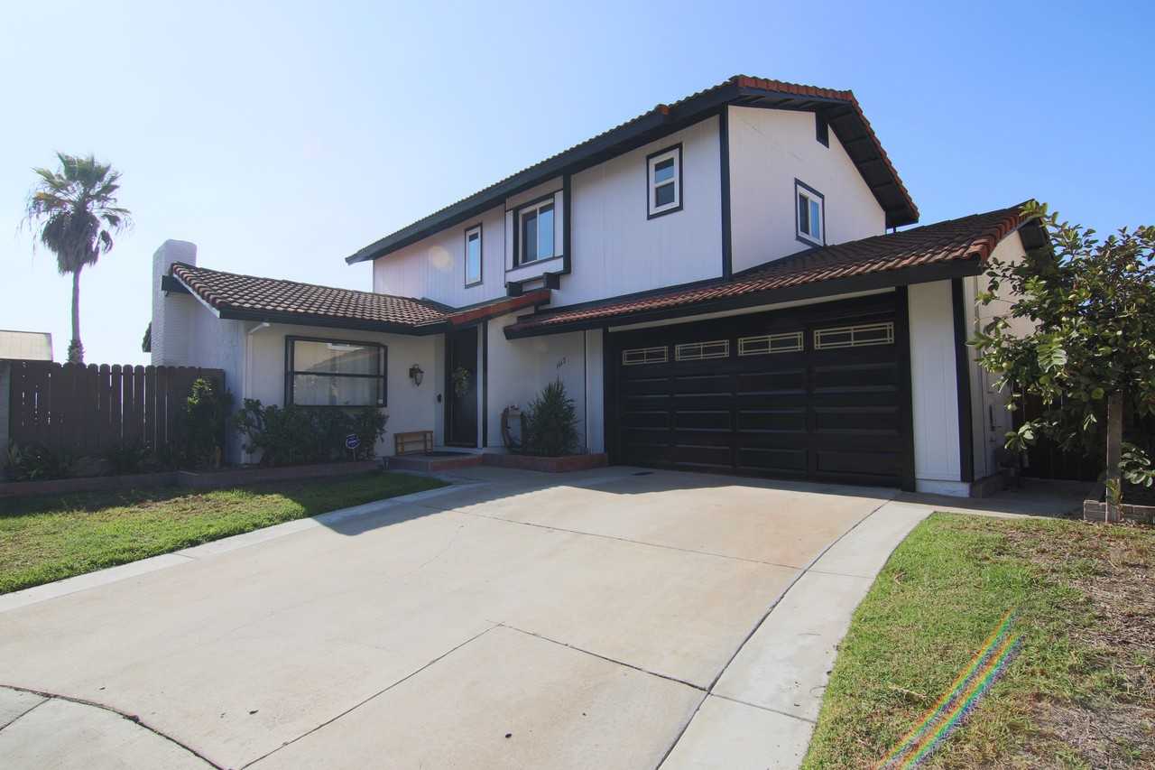 1662 Point Loma Ct #1 - Photo 3 of 34