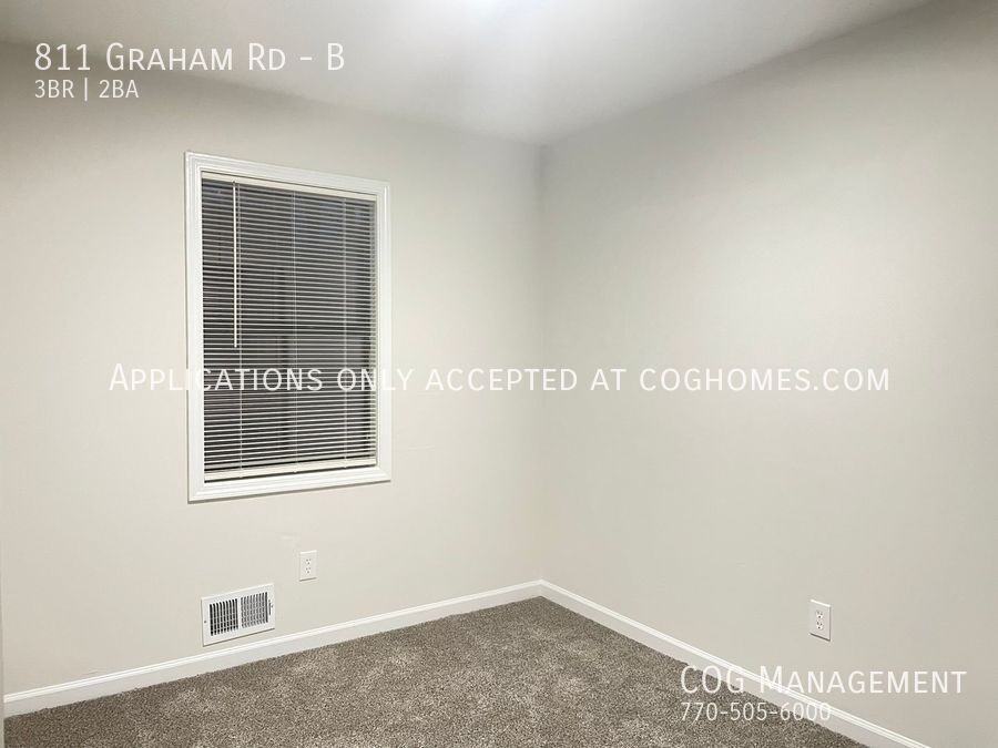 811 Graham Rd #B - Photo 7 of 10