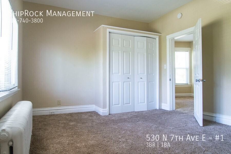 530 N 7th Ave E #1 - Photo 5 of 23