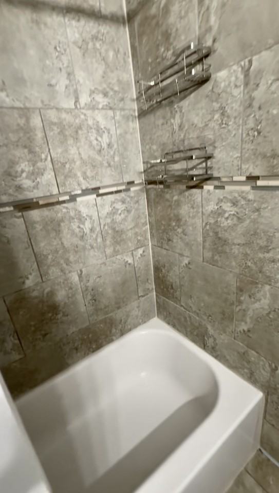 3301 Glenbrook Pl #2 - Photo 5 of 13