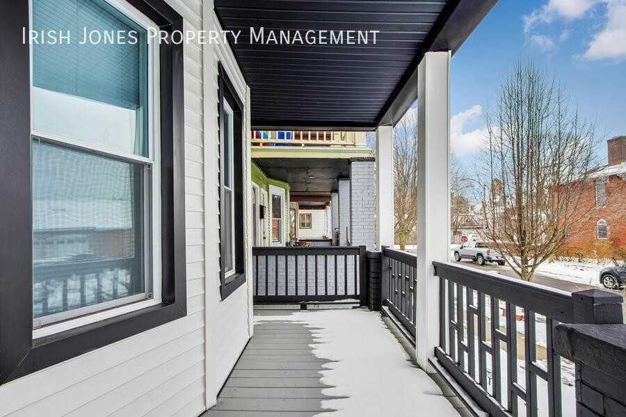 9 West Ave - Photo 2 of 18