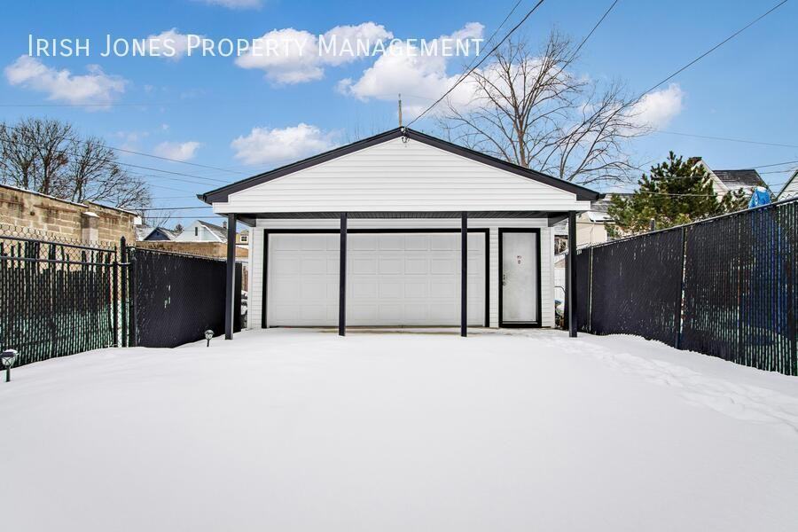 9 West Ave - Photo 3 of 18