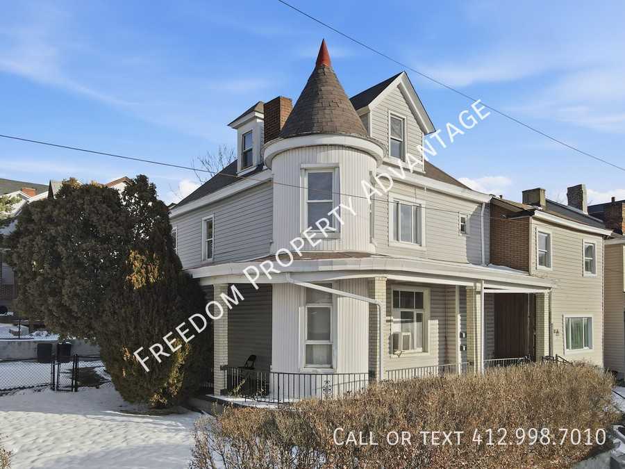 703 Excelsior St #2 - Photo 5 of 28