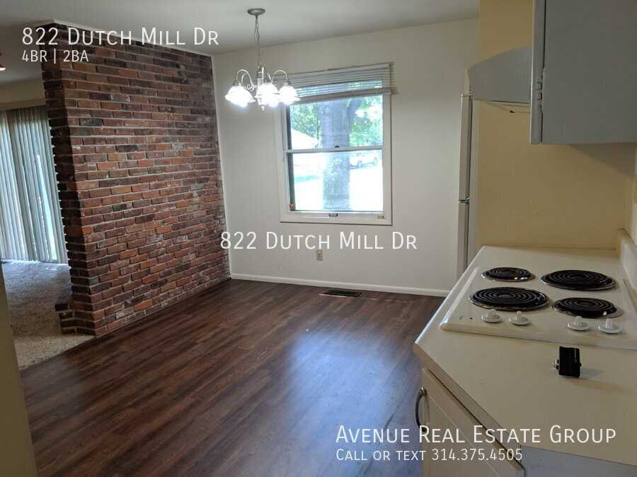 822 Dutch Mill Dr - Photo 5 of 15