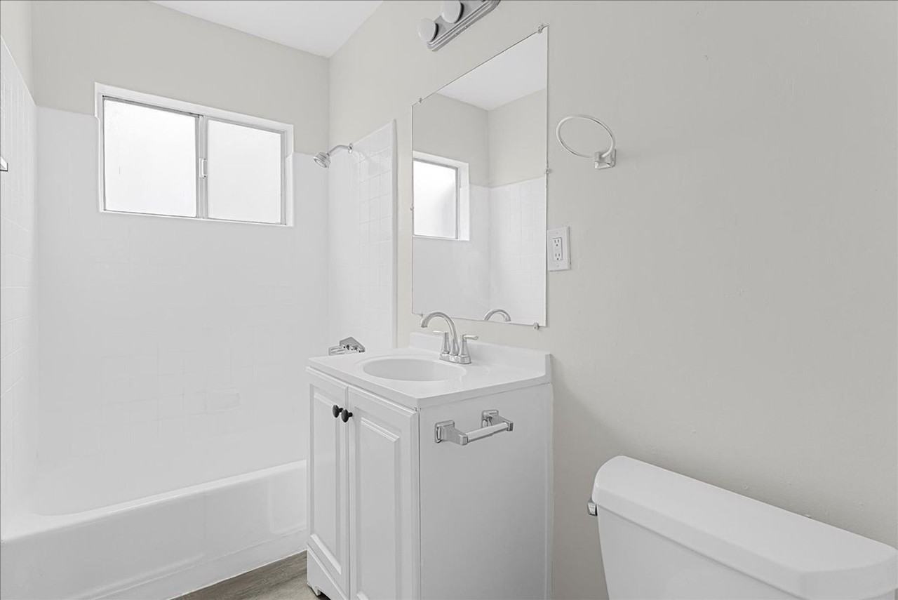 1626 Pine Ave #A - Photo 7 of 12