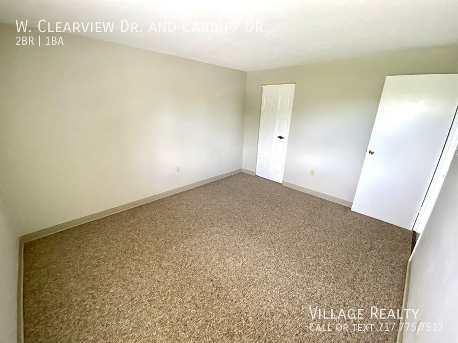 Clearview & Cardiff Dr. #E - Photo 6 of 44