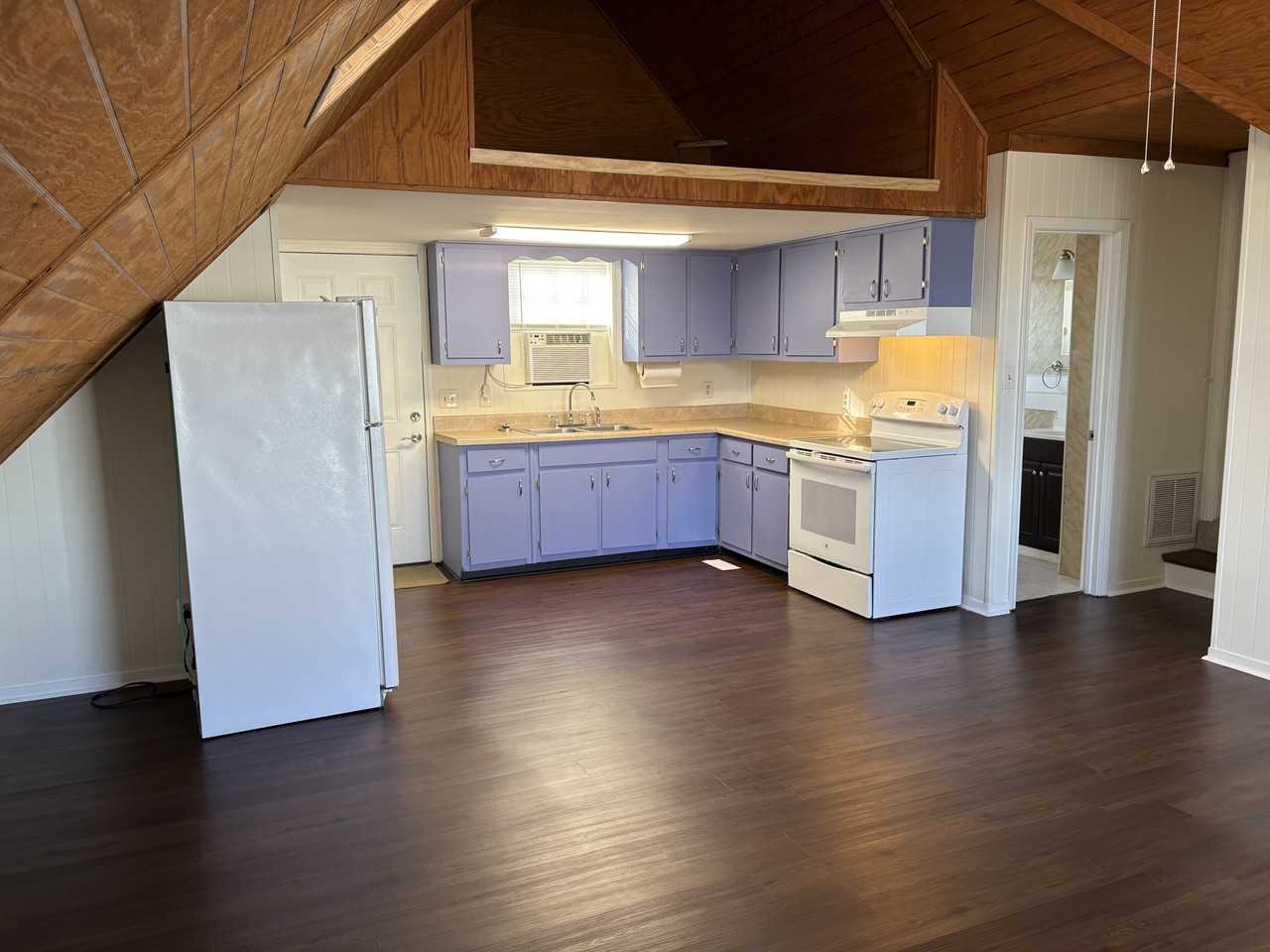 4701 Illinois Ave #4701B2ndFL - Photo 3 of 9