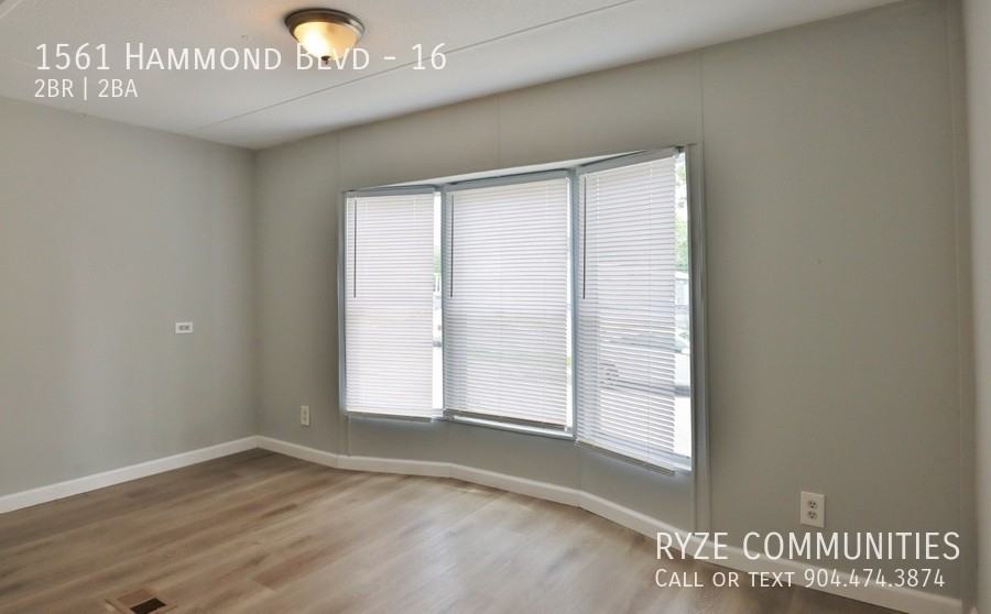 1561 Hammond Blvd #16 - Photo 5 of 12