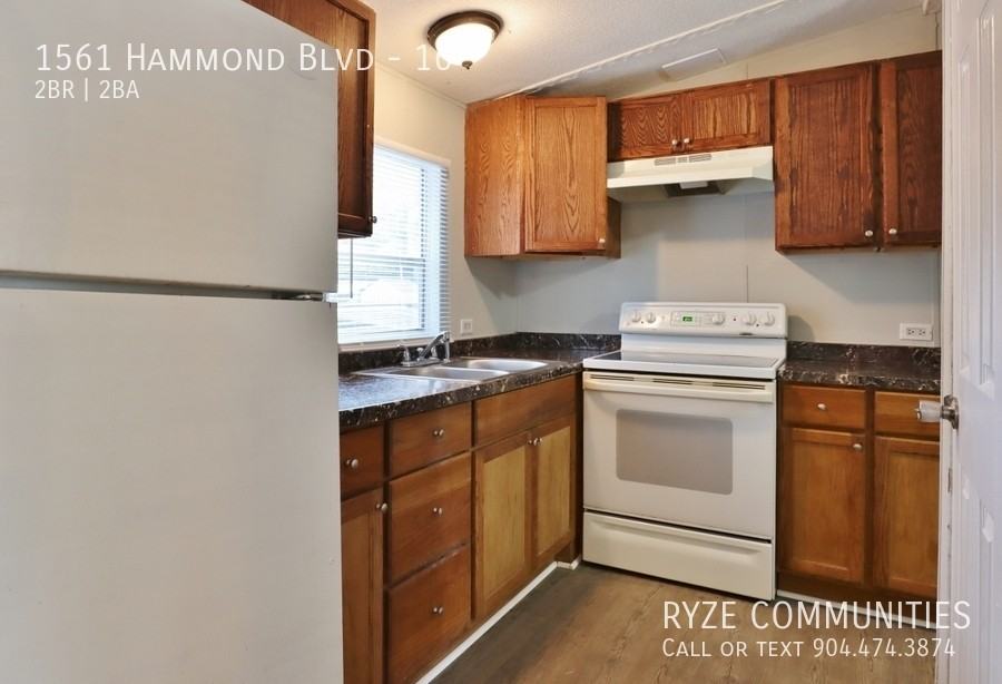 1561 Hammond Blvd #16 - Photo 6 of 12