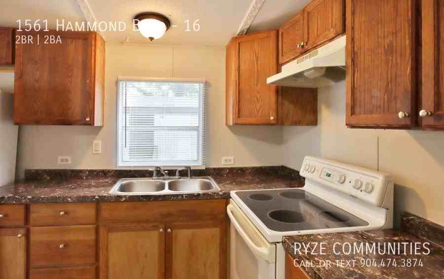 1561 Hammond Blvd #16 - Photo 7 of 12