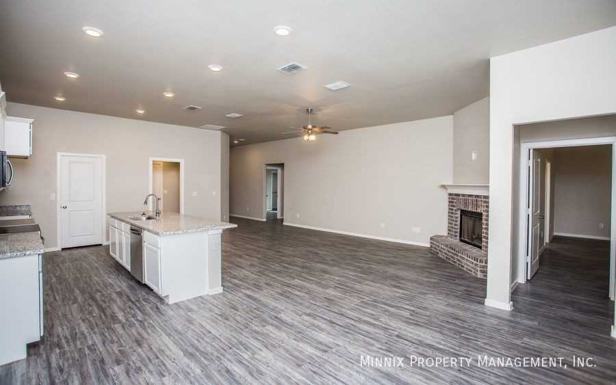 2010 Kirksey Ave - Photo 2 of 42