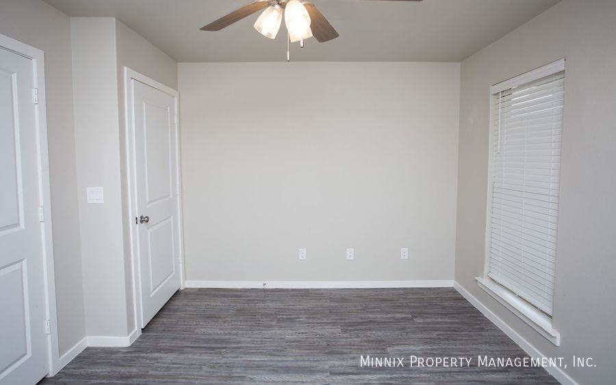 2010 Kirksey Ave - Photo 7 of 42