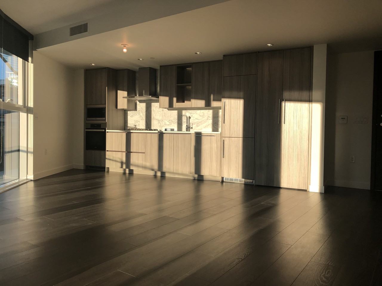 89 Nelson St #805 - Photo 7 of 18