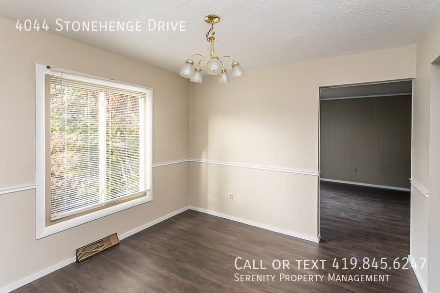 4044 Stonehenge Dr - Photo 2 of 19