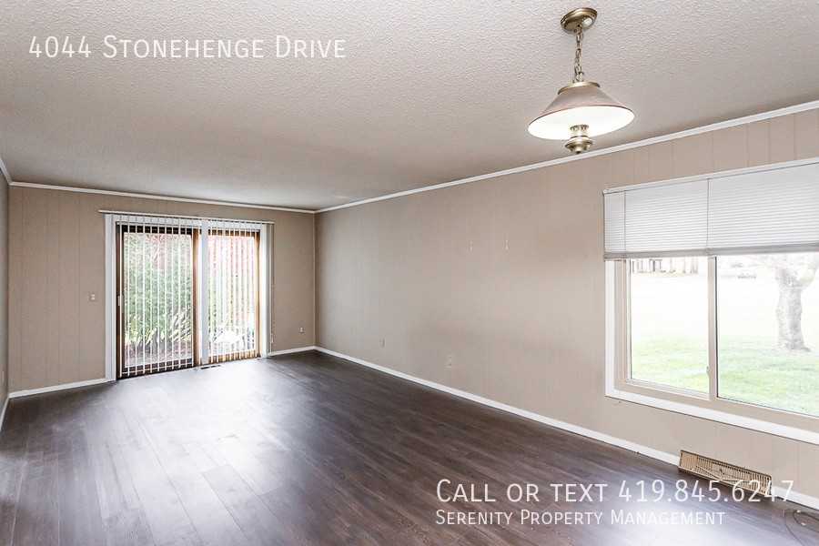 4044 Stonehenge Dr - Photo 7 of 19