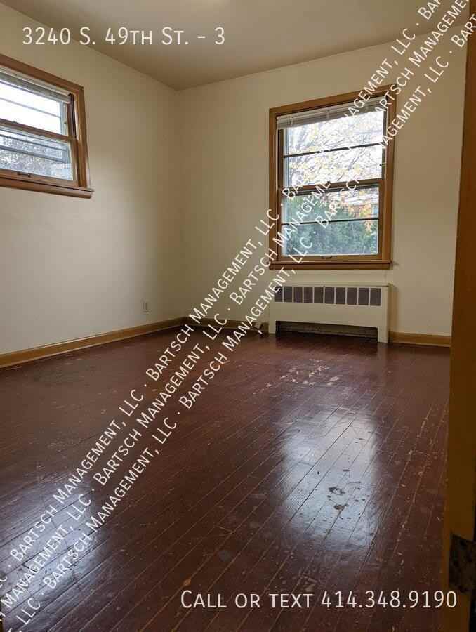 3240 S 49th St #3 - Photo 2 of 6