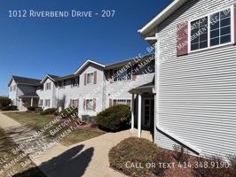 featured image of 1012 Riverbend Dr #207