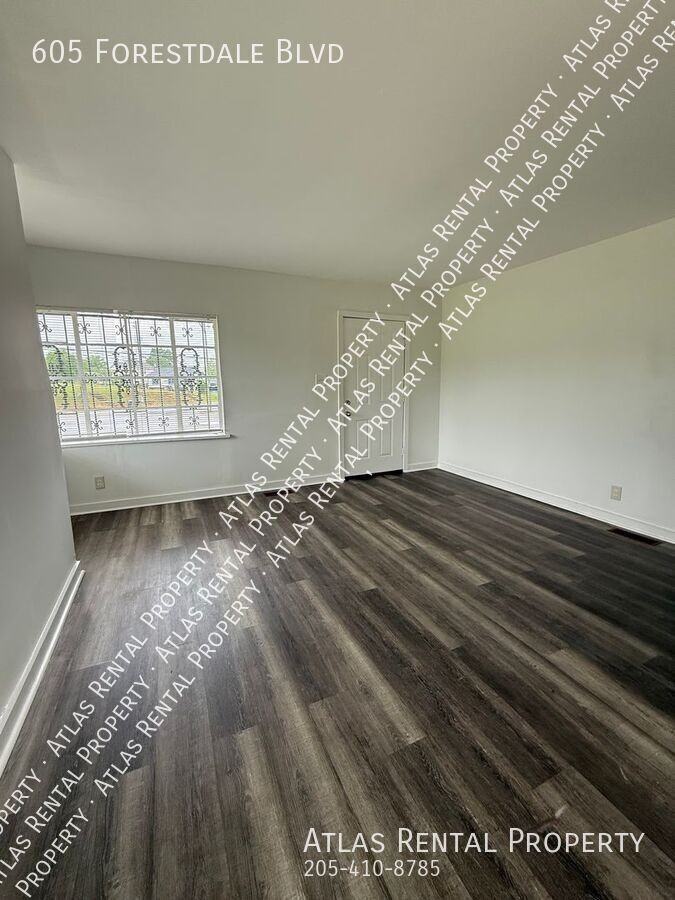 605 Forestdale Blvd - Photo 3 of 22