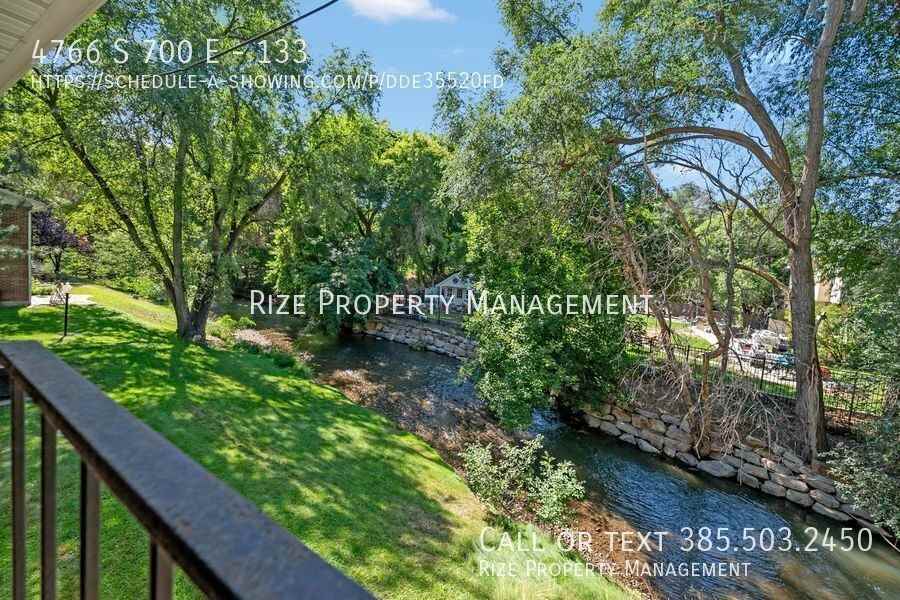 4766 S 700 E #133 - Photo 5 of 15