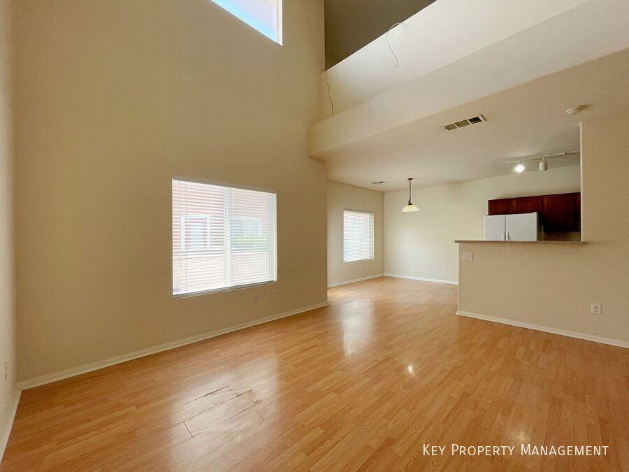 10443 Gold Shadow Ave - Photo 2 of 22