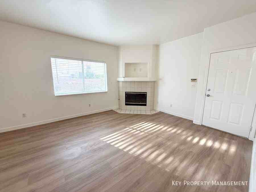 1539 Jenny Linn Dr - Photo 3 of 24