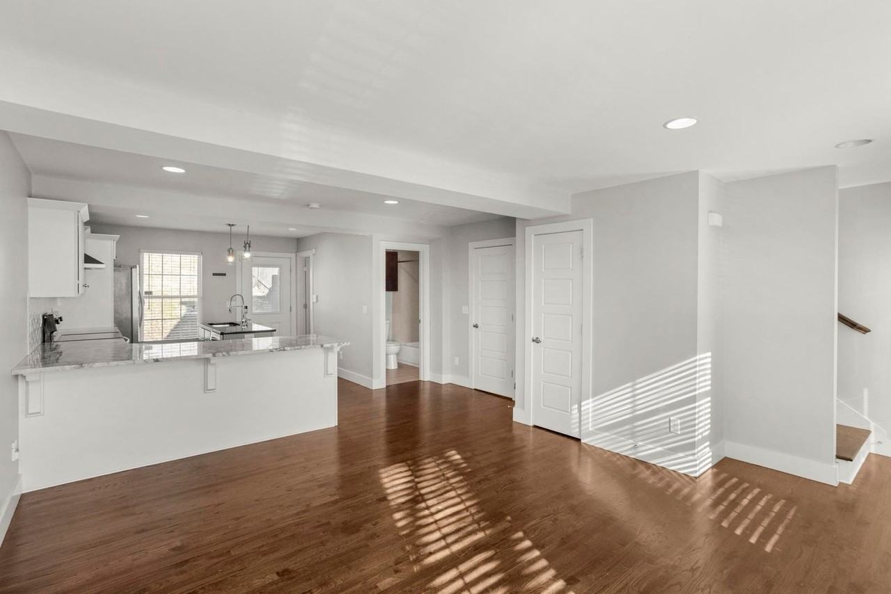 3308 Felicia St - Photo 7 of 36