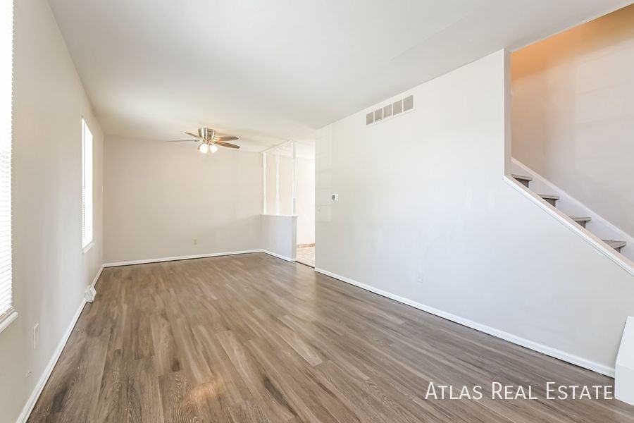 10412 W 107th Pl - Photo 2 of 20