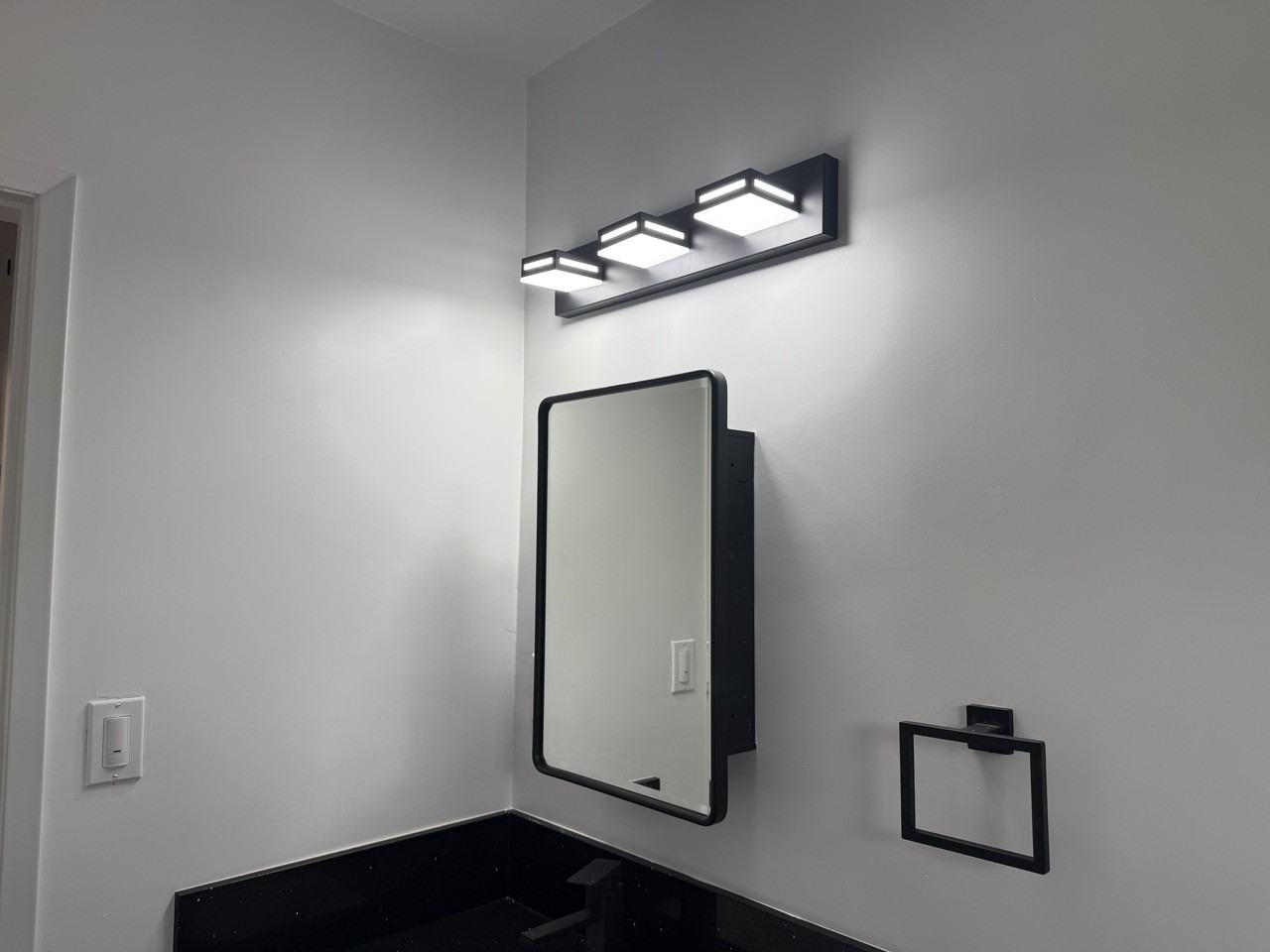 1928 S Mariposa Ave #15 - Photo 6 of 20