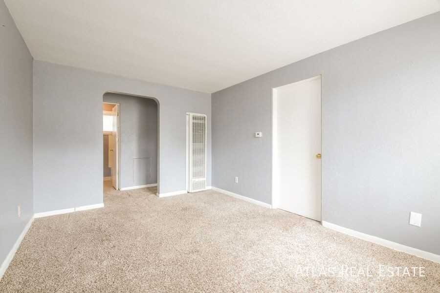 5625 W 14th Ave - Photo 5 of 12