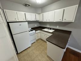featured image of 1568 Alexandria Dr #5B