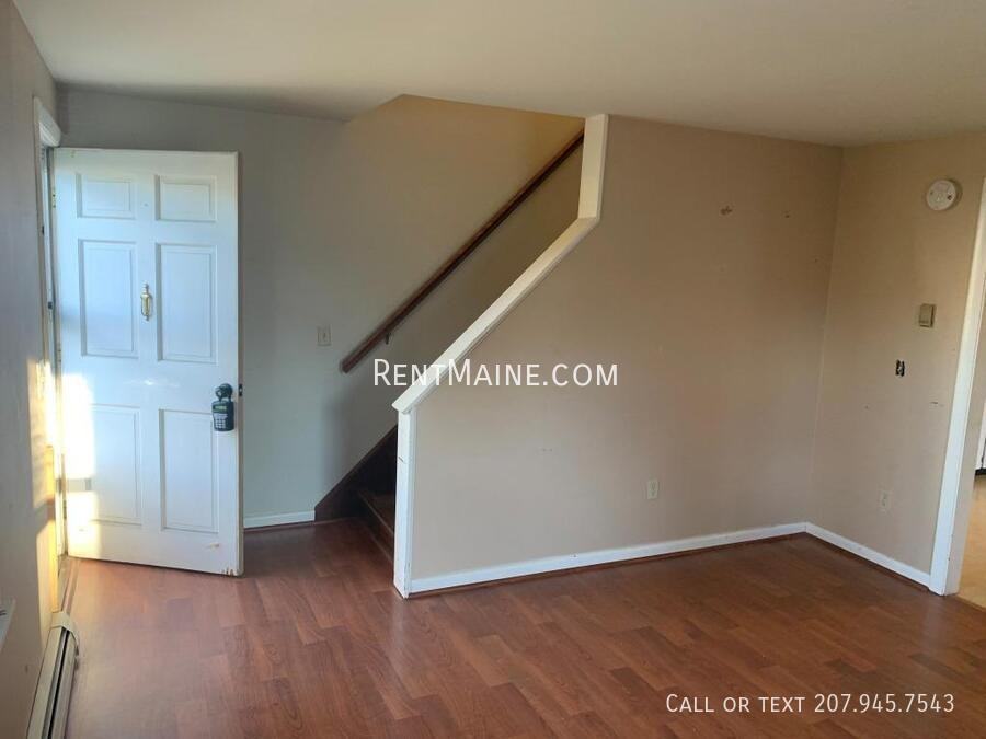 31 Yale St - Photo 2 of 12