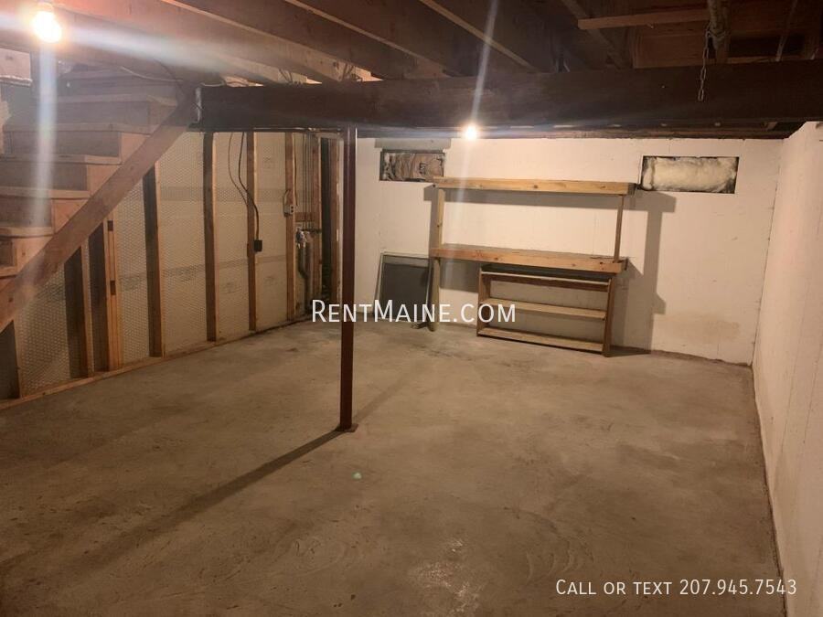 31 Yale St - Photo 5 of 12