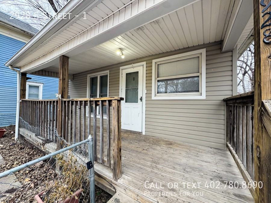 2928 S St #1 - Photo 3 of 32